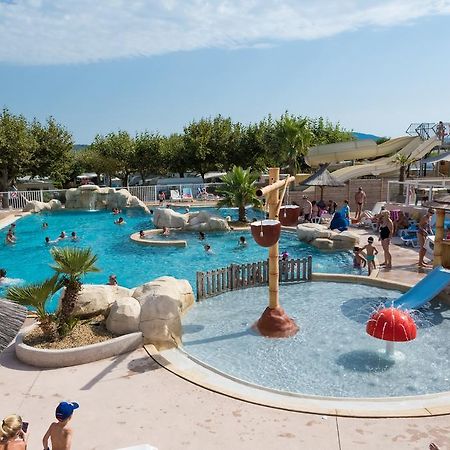 La Pinede Camping Гримо Екстер'єр фото