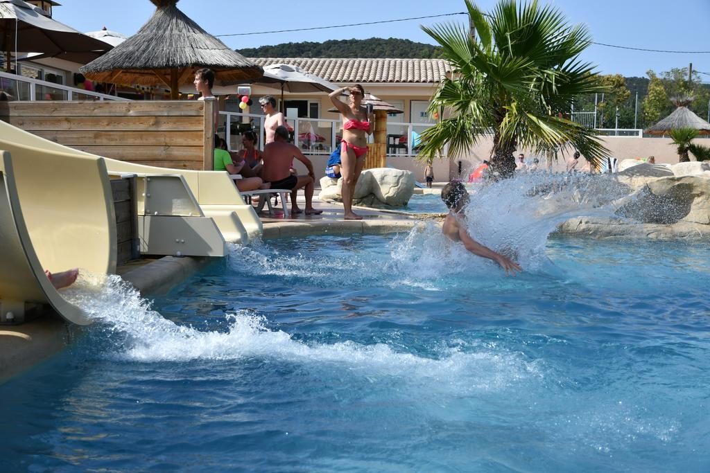 La Pinede Camping Гримо Екстер'єр фото